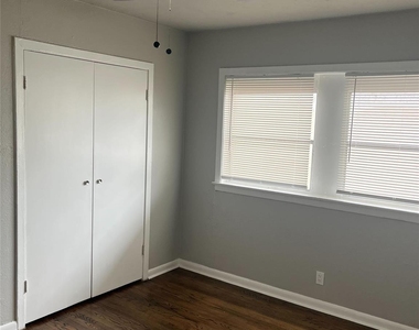5532 Eskridge - Photo Thumbnail 6