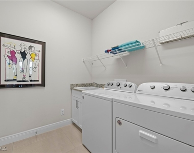 8897 Redonda Drive - Photo Thumbnail 27
