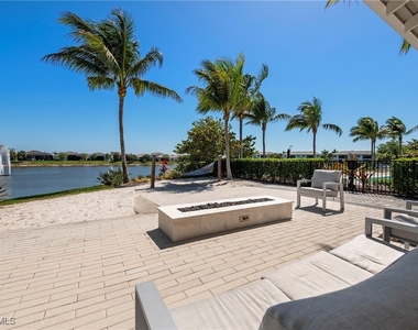 8897 Redonda Drive - Photo Thumbnail 32