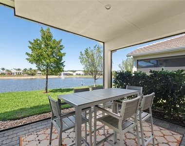8897 Redonda Drive - Photo Thumbnail 17