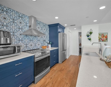 1520 Gulf Boulevard - Photo Thumbnail 22
