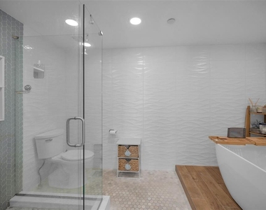 1520 Gulf Boulevard - Photo Thumbnail 31