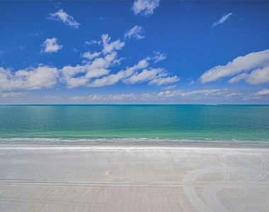 1520 Gulf Boulevard - Photo Thumbnail 9