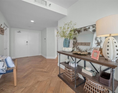 1520 Gulf Boulevard - Photo Thumbnail 16