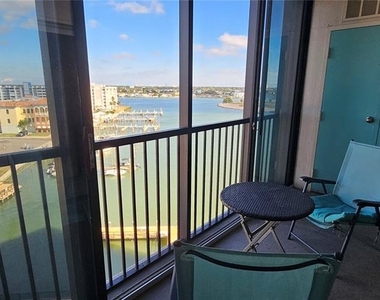 10355 Paradise Boulevard - Photo Thumbnail 18