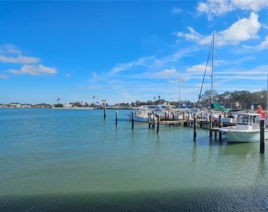 10355 Paradise Boulevard - Photo Thumbnail 24