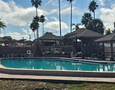 10355 Paradise Boulevard - Photo Thumbnail 26