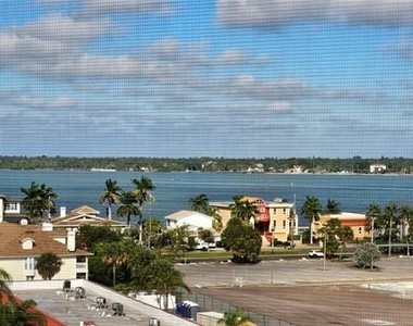 10355 Paradise Boulevard - Photo Thumbnail 21
