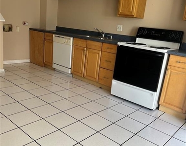 7323 Jackson Springs Road - Photo Thumbnail 3