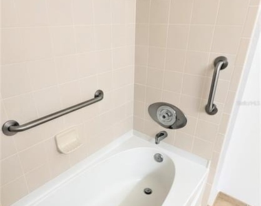 1064 N Tamiami Trail - Photo Thumbnail 16