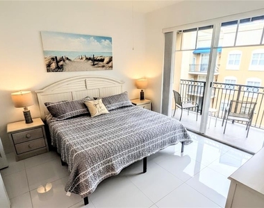 1064 N Tamiami Trail - Photo Thumbnail 7