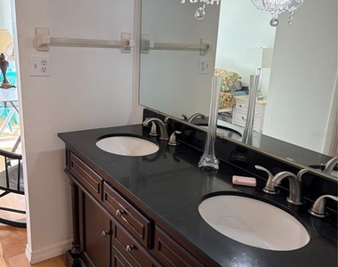 3700 S Osprey Avenue - Photo Thumbnail 8