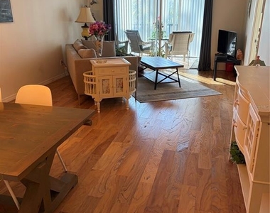 3700 S Osprey Avenue - Photo Thumbnail 1