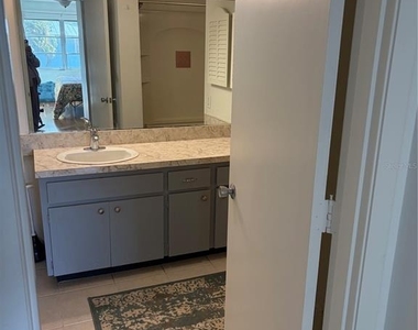 3700 S Osprey Avenue - Photo Thumbnail 9