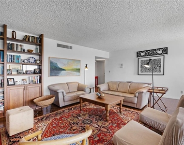 601 Longboat Club Road - Photo Thumbnail 11