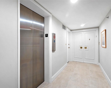 601 Longboat Club Road - Photo Thumbnail 26