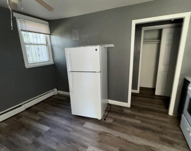 275 Lexington Avenue - Photo Thumbnail 1