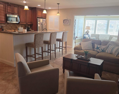 5349 Lakefront Boulevard - Photo Thumbnail 5