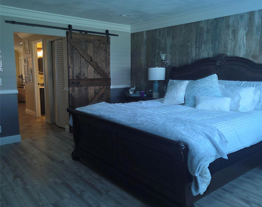 5349 Lakefront Boulevard - Photo Thumbnail 13