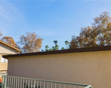 1219 N Edwards Street - Photo Thumbnail 40