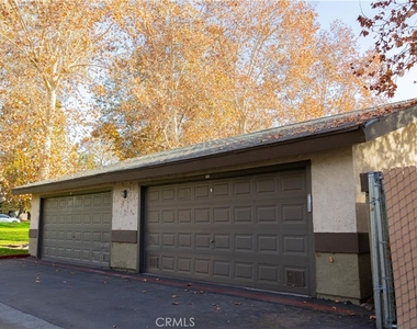 1219 N Edwards Street - Photo Thumbnail 41