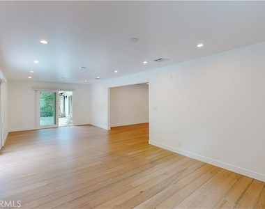 3119 Mesa Verde Drive - Photo Thumbnail 19