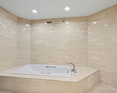 10351 Wilshire Boulevard - Photo Thumbnail 15