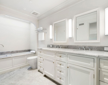 9563 Charleville Boulevard - Photo Thumbnail 20