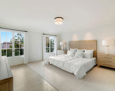 9563 Charleville Boulevard - Photo Thumbnail 19
