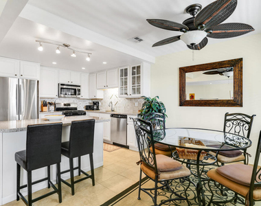 1830 N Mira Loma Way - Photo Thumbnail 16