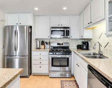 1830 N Mira Loma Way - Photo Thumbnail 17