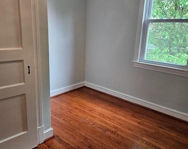 1509 Jefferson Street - Photo Thumbnail 11