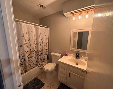 9939 Valley Park Drive - Photo Thumbnail 13