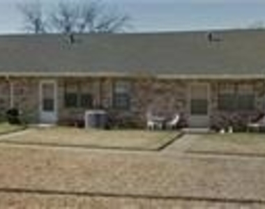 716 Park Street - Photo Thumbnail 5