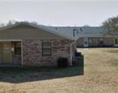 716 Park Street - Photo Thumbnail 7
