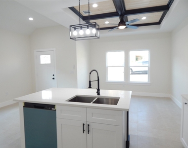 16963 W Juneau - Photo Thumbnail 6