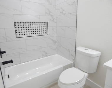 16963 W Juneau - Photo Thumbnail 11