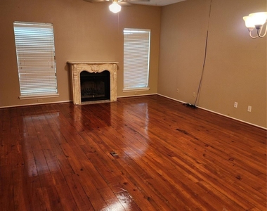 7399 Regency Square Court - Photo Thumbnail 4