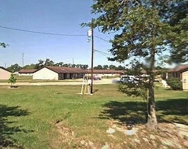 425 N 14th Street - Photo Thumbnail 2