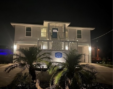 7934 Buccaneer Drive - Photo Thumbnail 2