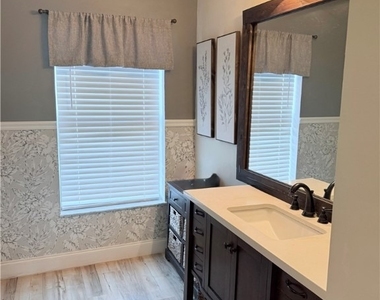 7934 Buccaneer Drive - Photo Thumbnail 20