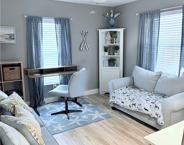 7934 Buccaneer Drive - Photo Thumbnail 10