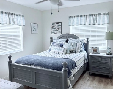 7934 Buccaneer Drive - Photo Thumbnail 9