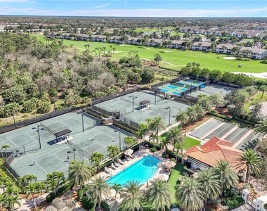 16374 Viansa Way - Photo Thumbnail 22