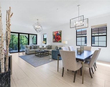 16374 Viansa Way - Photo Thumbnail 7
