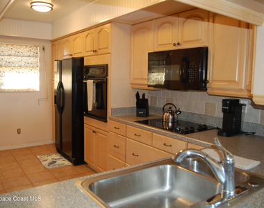 1860 N Atlantic Avenue - Photo Thumbnail 1