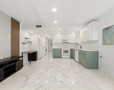 3675 Gulf Boulevard - Photo Thumbnail 20