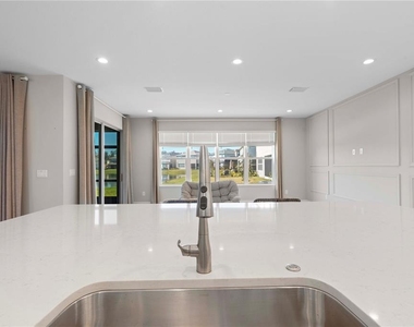 3341 Woodland Brook Way - Photo Thumbnail 14