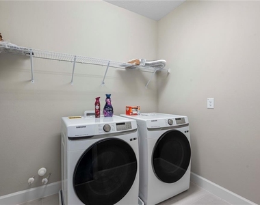 3341 Woodland Brook Way - Photo Thumbnail 38