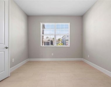 3341 Woodland Brook Way - Photo Thumbnail 6